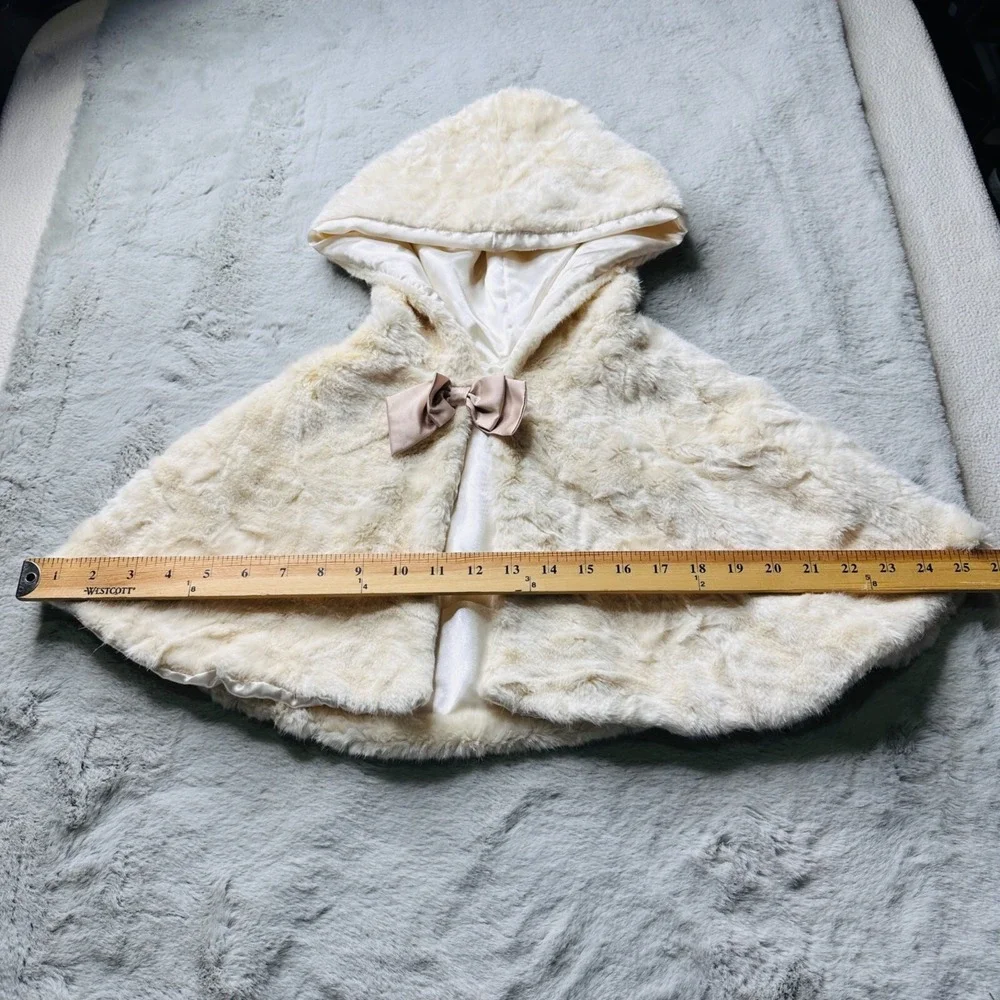 Monsoon Faux Fur Cape Girls 10-13 Satin Bow Tie Hooded Ivory Classic Quality